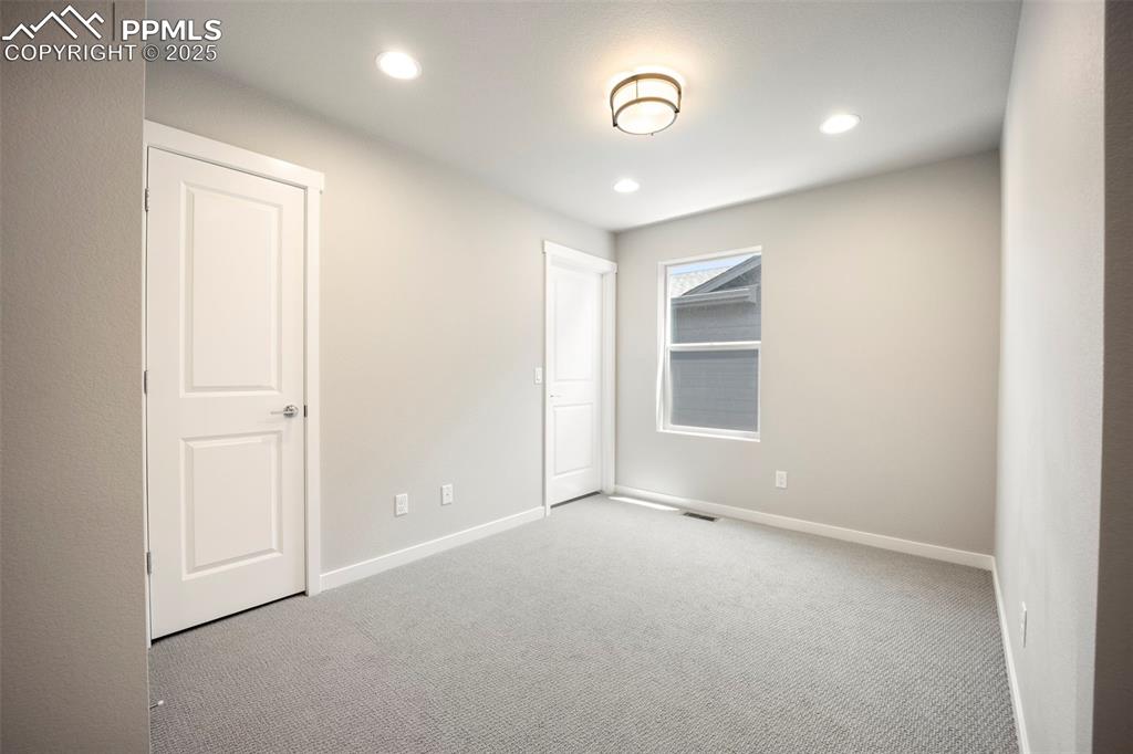 Image 28 of 47: Bedroom