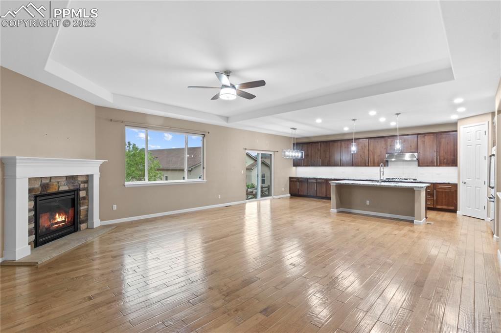 Image 12 of 43: Living Room