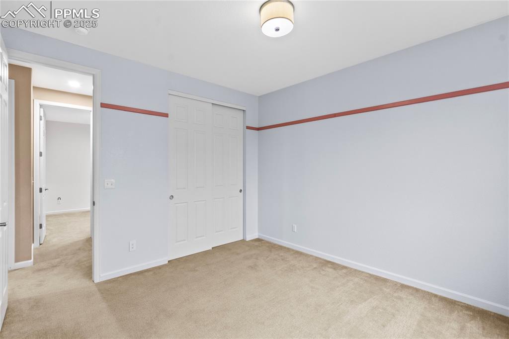 Image 25 of 43: Bedroom