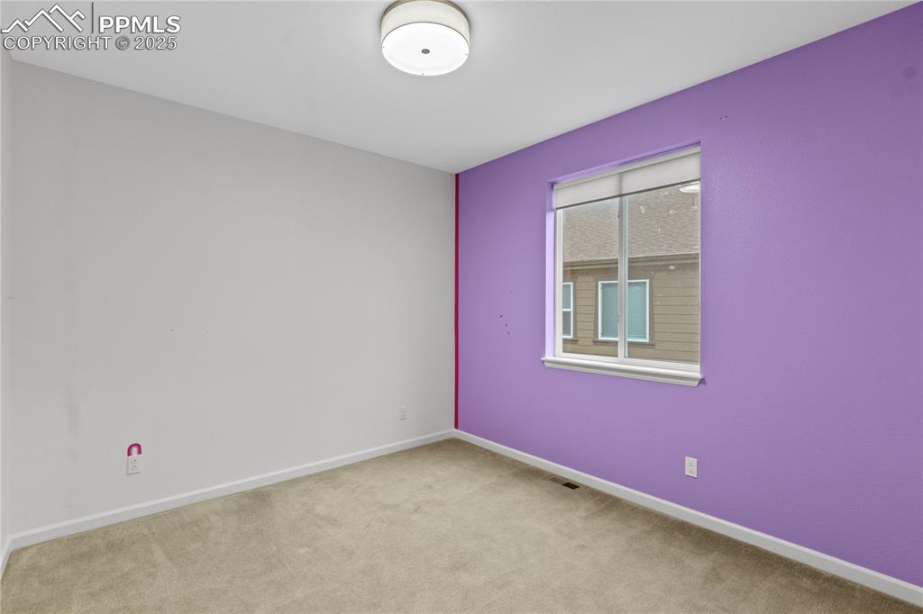 Image 27 of 43: Bedroom