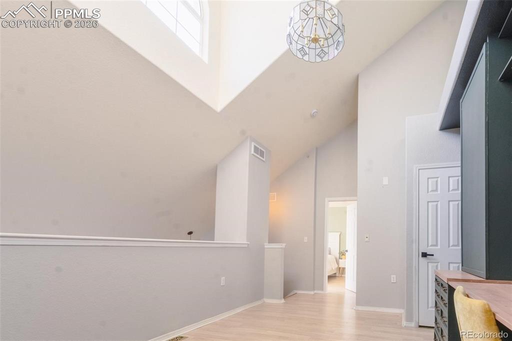 Image 15 of 15: Loft