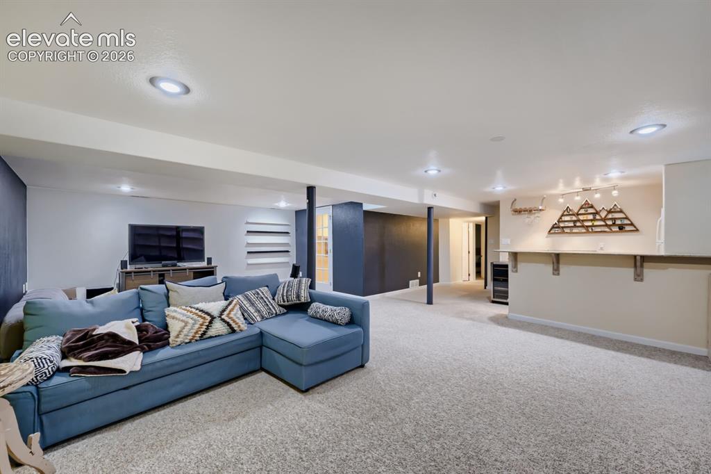 Image 9 of 17: Living Room