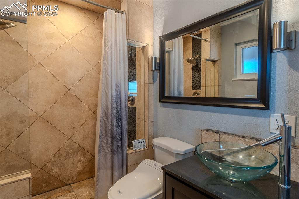 Image 14 of 21: Master Bathroom