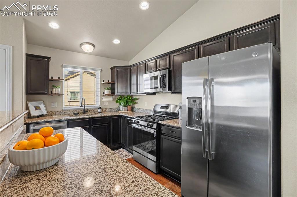 Image 6 of 36: Kitchen