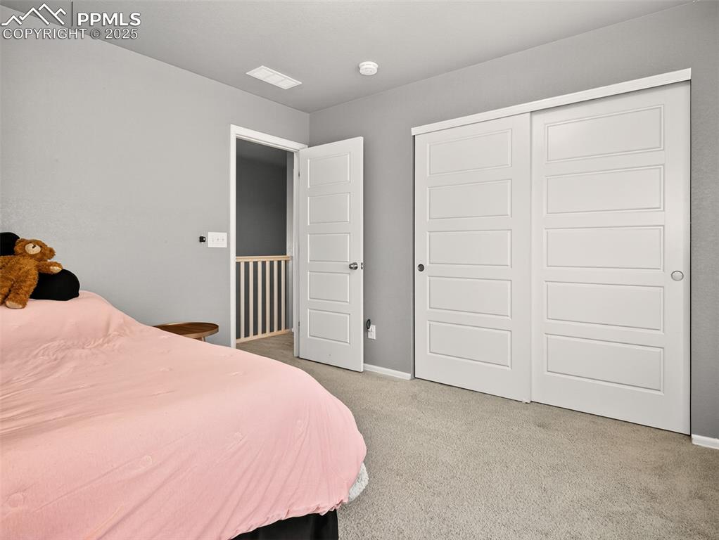 Image 27 of 40: Bedroom