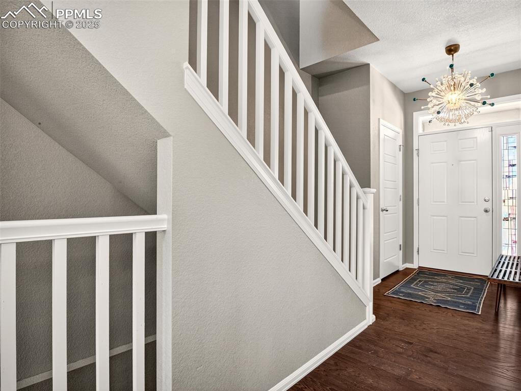 Image 3 of 40: Entry