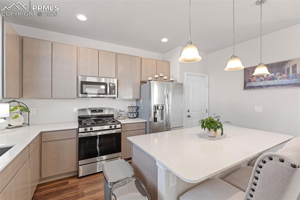 Image 14 of 49: Kitchen