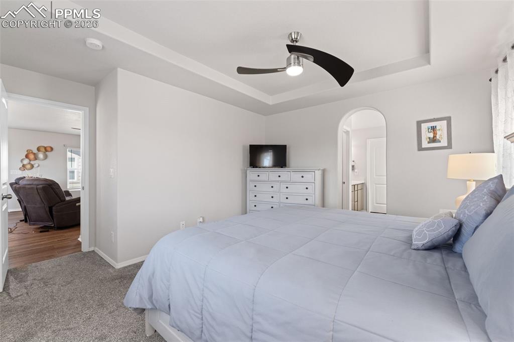 Image 25 of 49: Bedroom