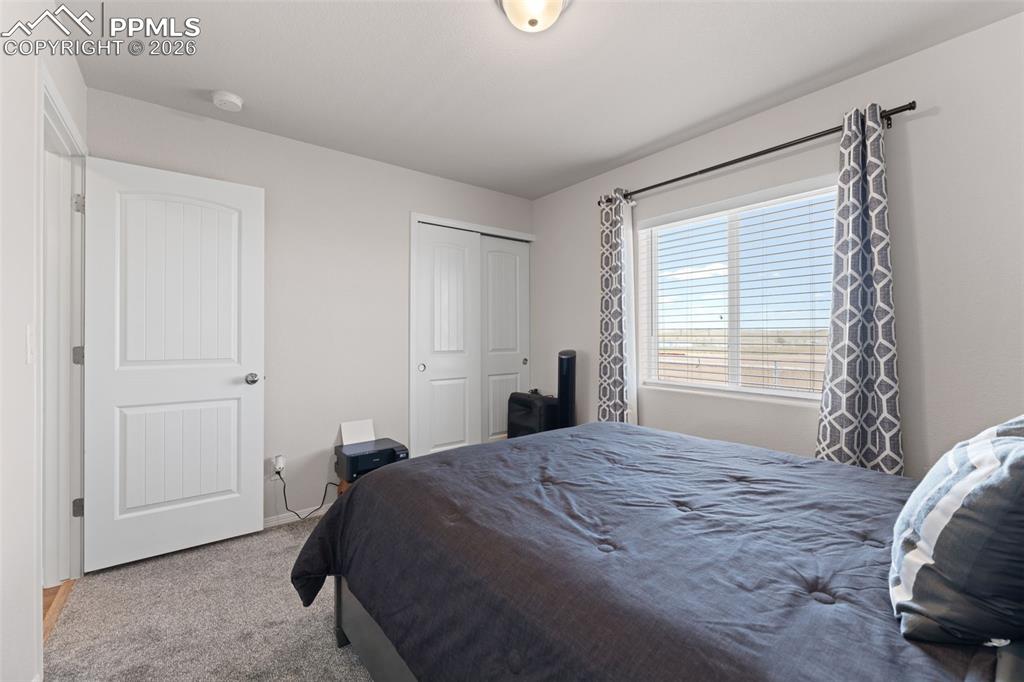 Image 34 of 49: Bedroom