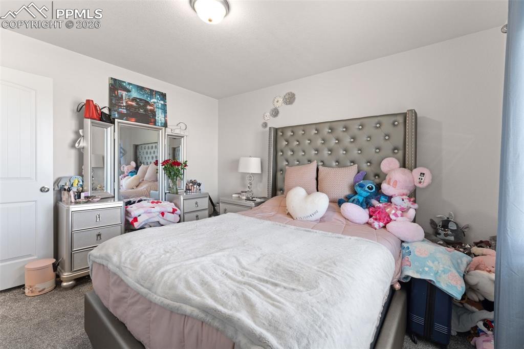 Image 37 of 49: Bedroom