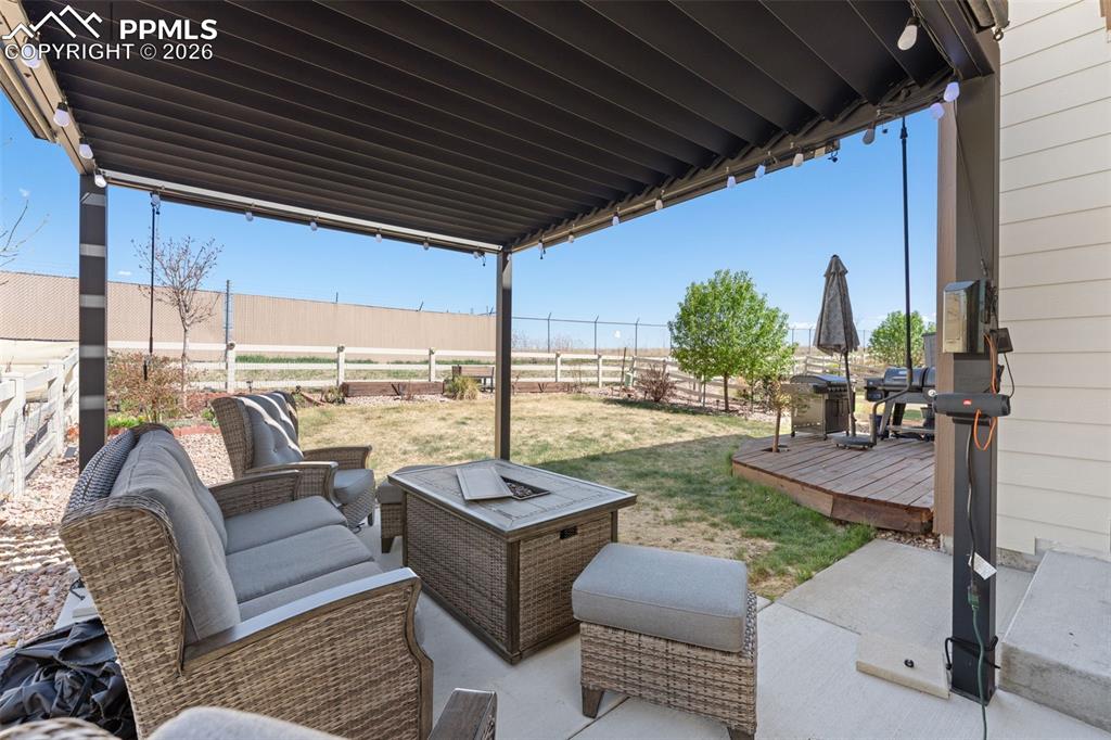 Image 44 of 49: Patio