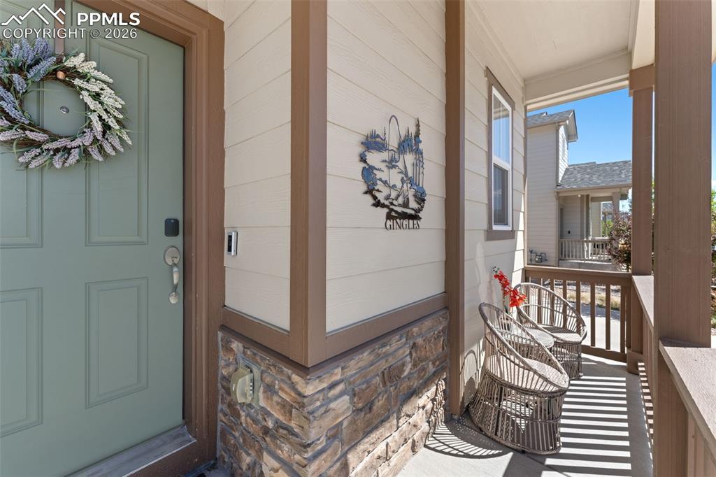 Image 5 of 49: Entry