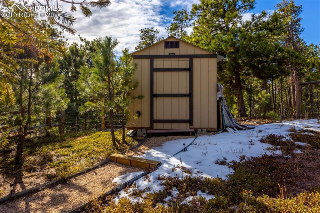 Image 50 of 50: Shed stays