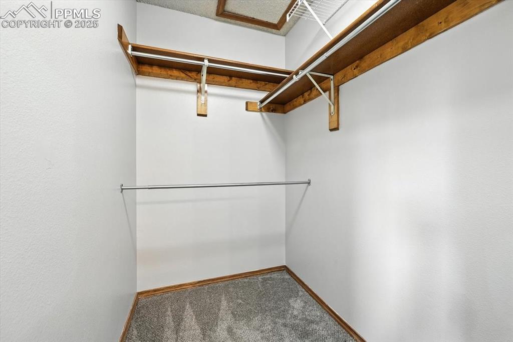 Image 14 of 36: Closet