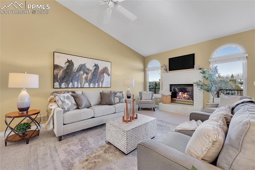 Image 11 of 44: Living Room