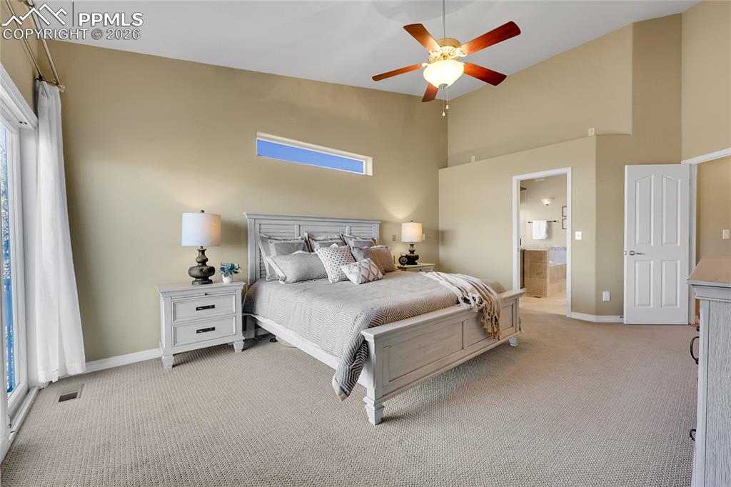 Image 13 of 44: Bedroom