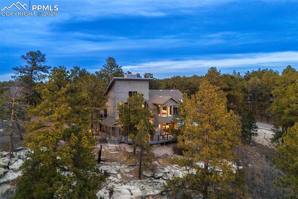 Image 25 of 27: Side of Structure