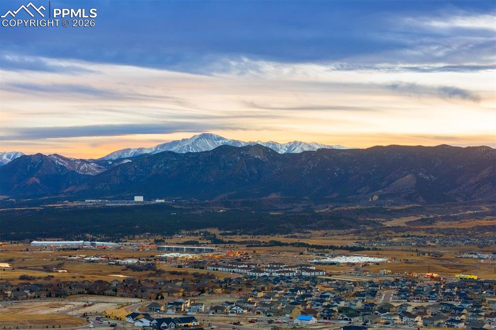 Image 27 of 27: View