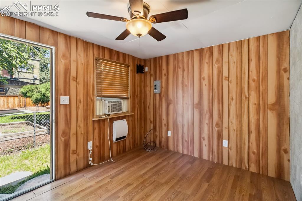 Image 29 of 49: Backyard temperature-controlled flex space