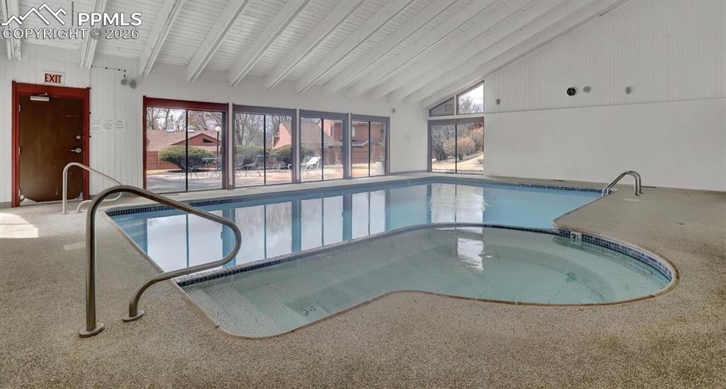 Image 31 of 31: Pool