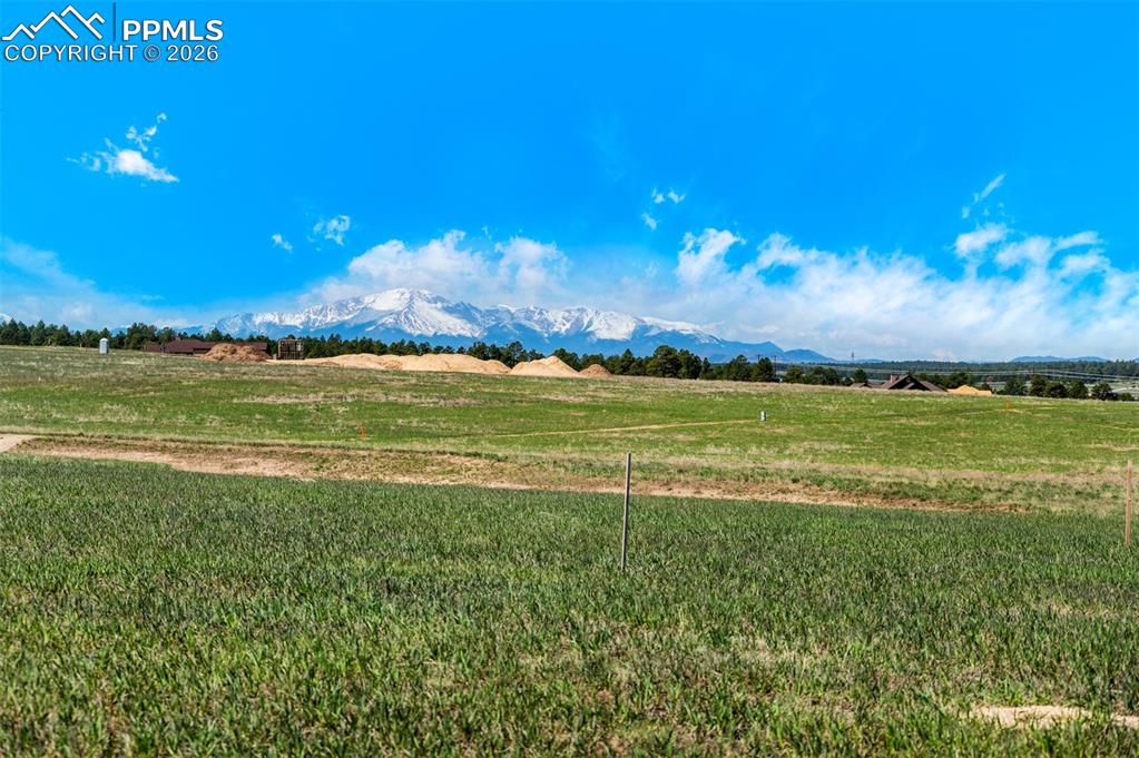 Image 21 of 21: View of Pikes Peak