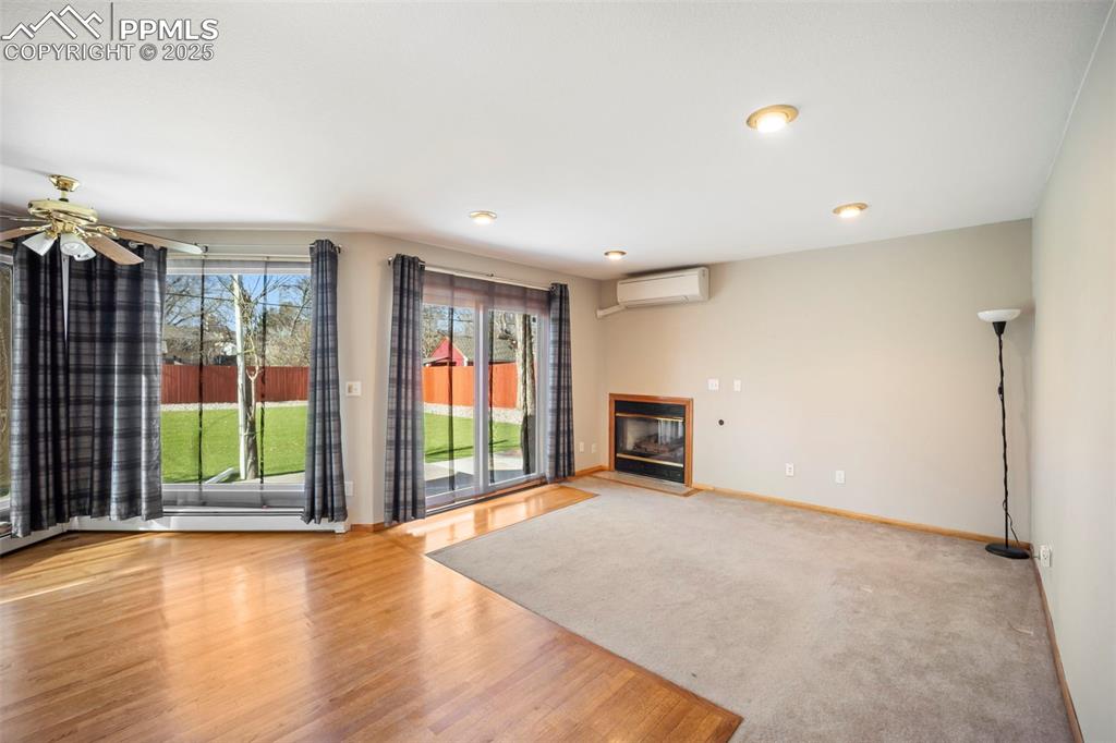 Image 13 of 40: Family Room