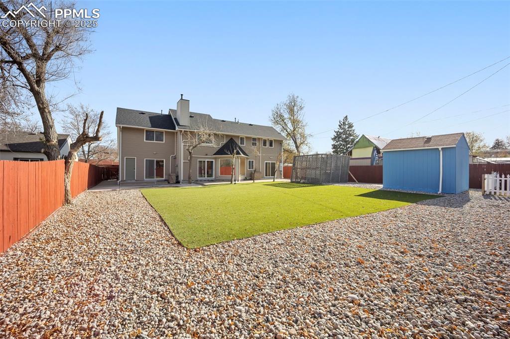 Image 30 of 40: Back of Structure