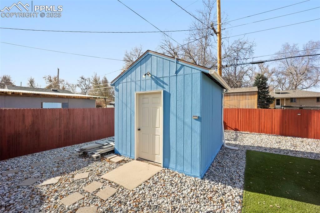 Image 32 of 40: Out Buildings