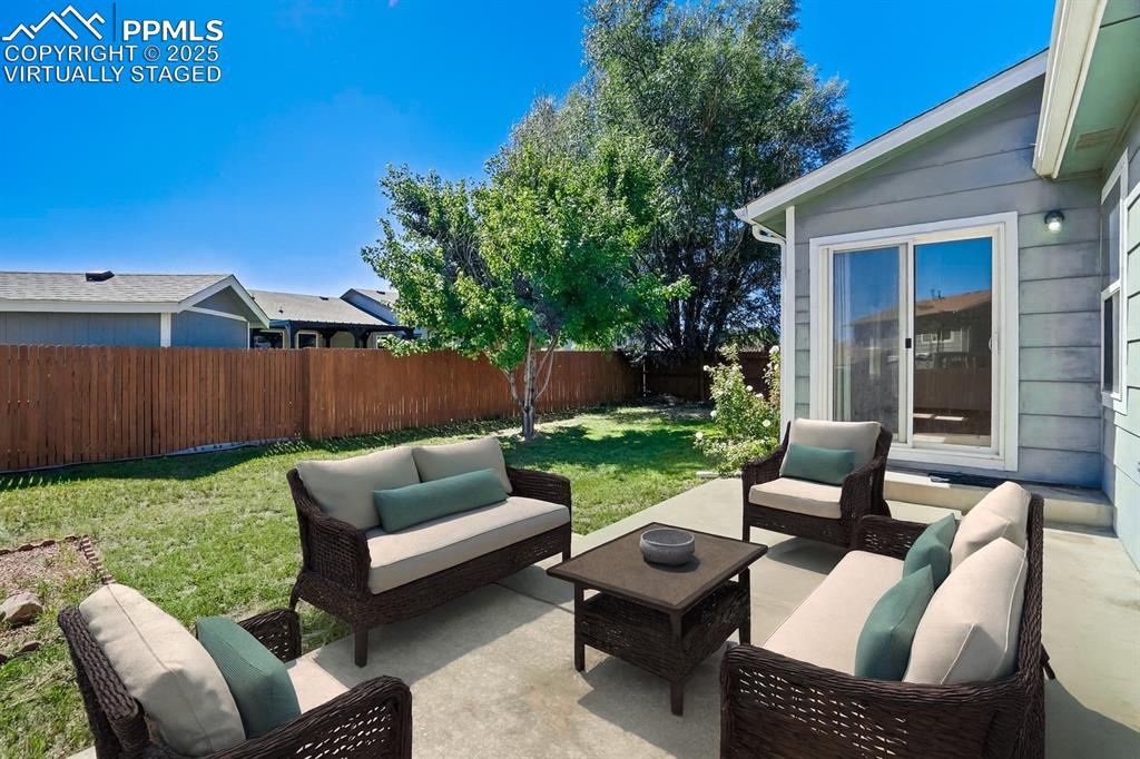 Image 44 of 50: Virtually Staged
