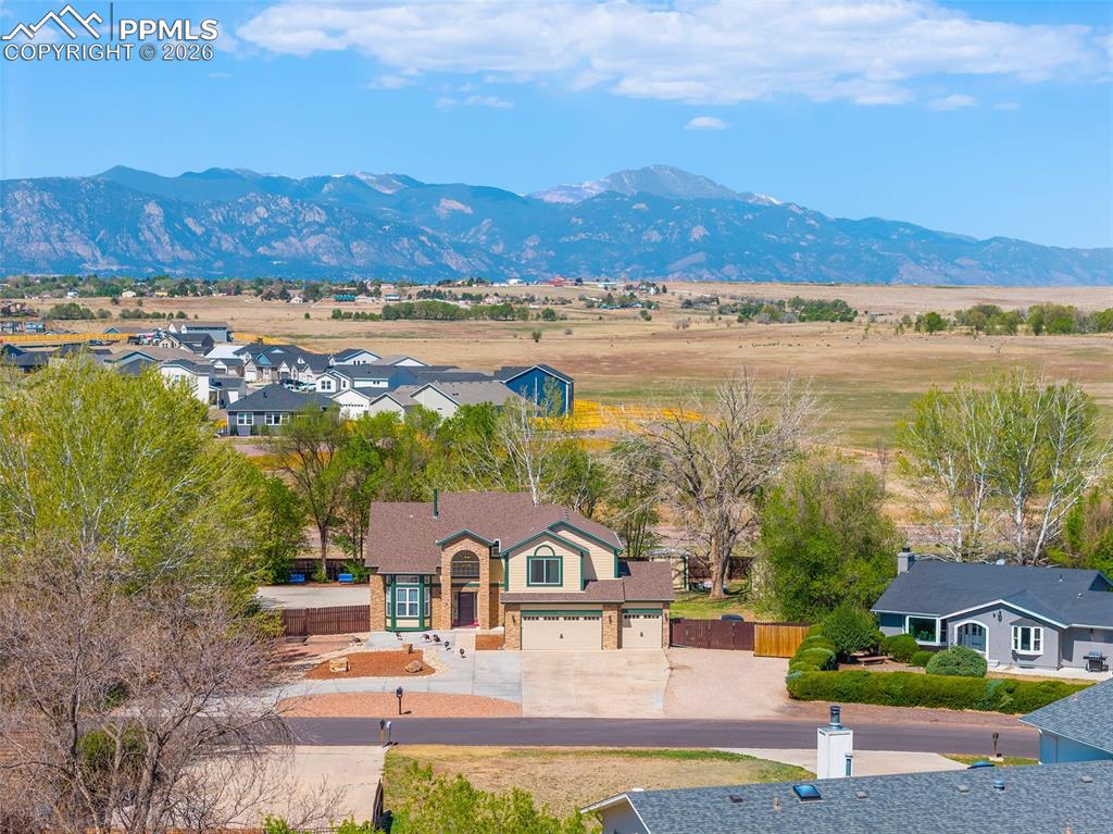 Image 47 of 50: View