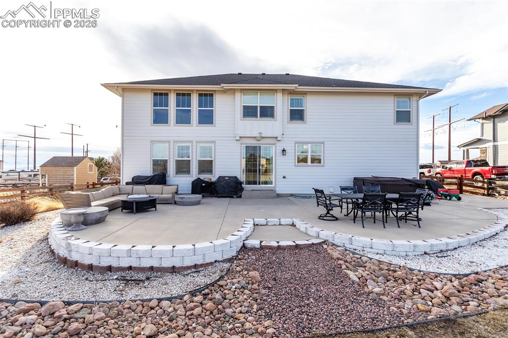 Image 50 of 50: Back of Structure