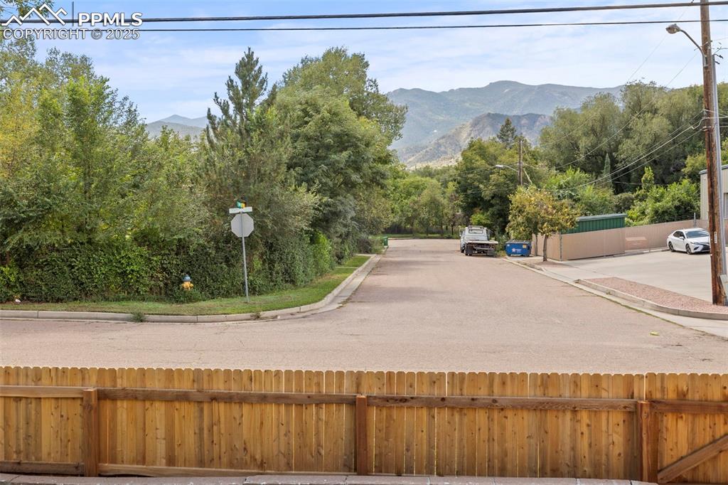 Image 25 of 40: Community