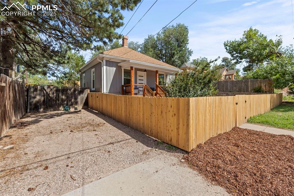 Image 36 of 40: Front of Structure