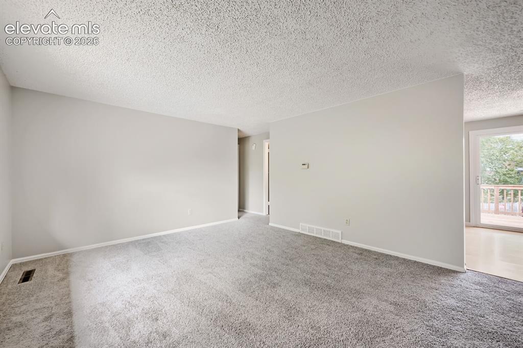 Image 10 of 26: Family Room