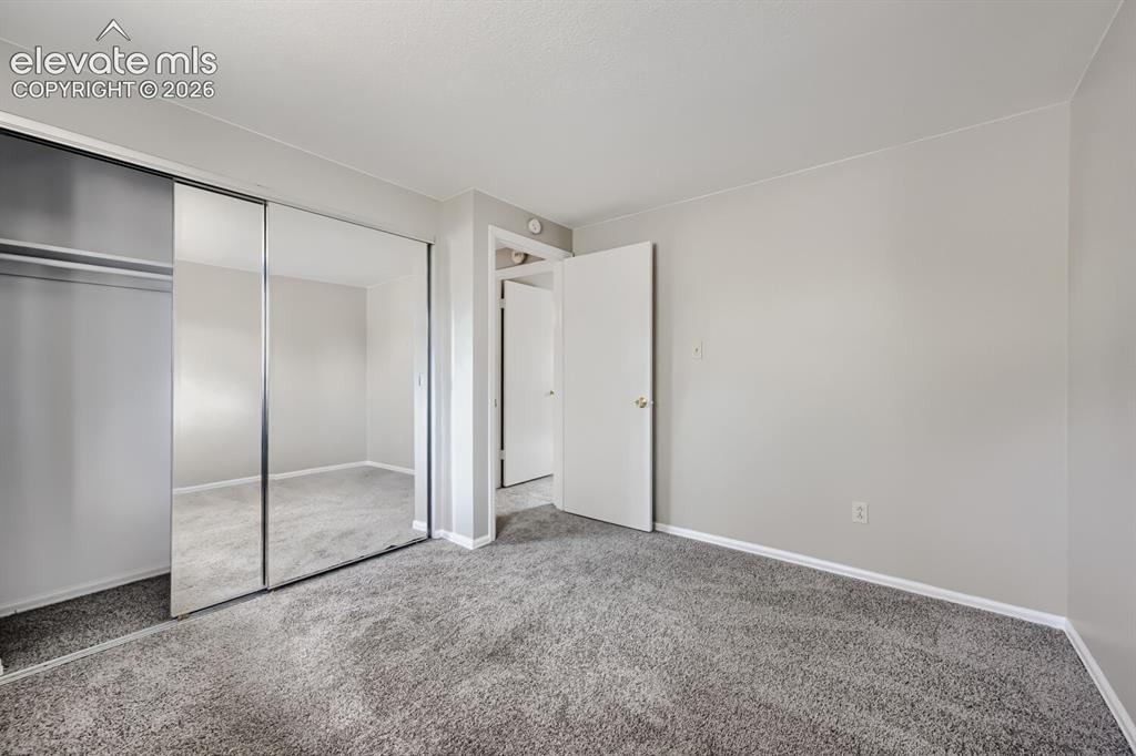 Image 17 of 26: Bedroom