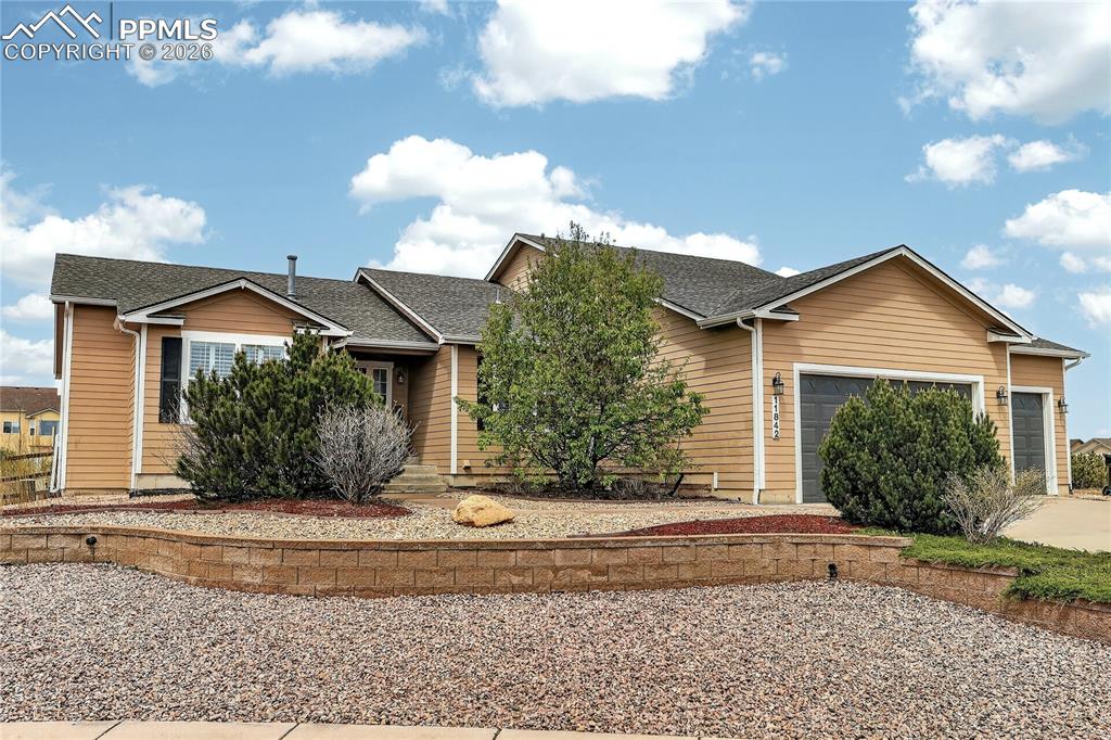 Caption: Renovated rancher in cul-de-sac