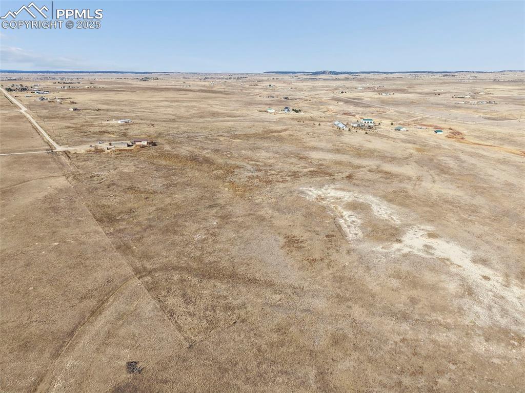 Image 30 of 33: Overview of rural landscape with a desert landscape