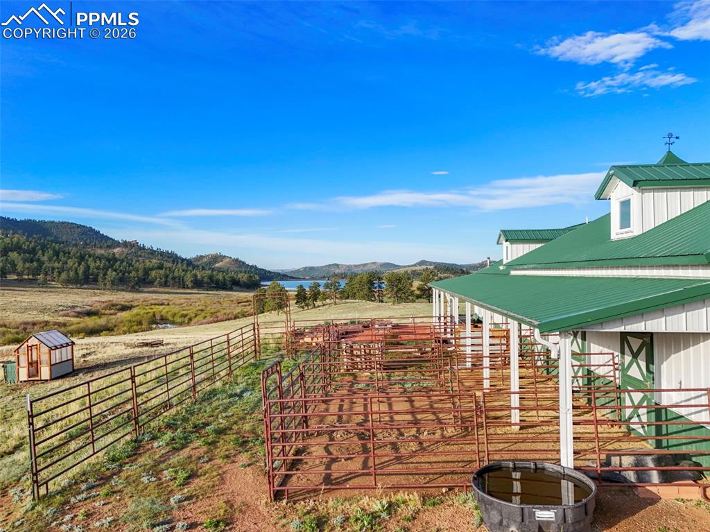 Image 32 of 46: Patio