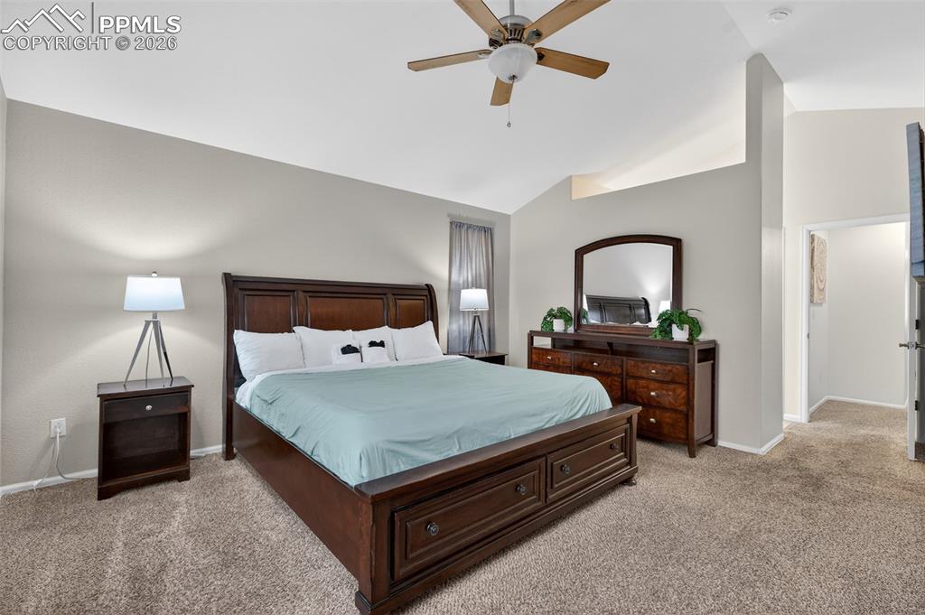 Image 28 of 47: Bedroom