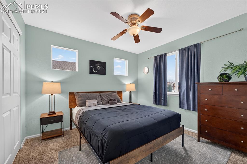 Image 34 of 47: Bedroom