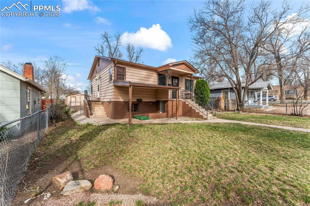 Image 2 of 28: Back of Structure