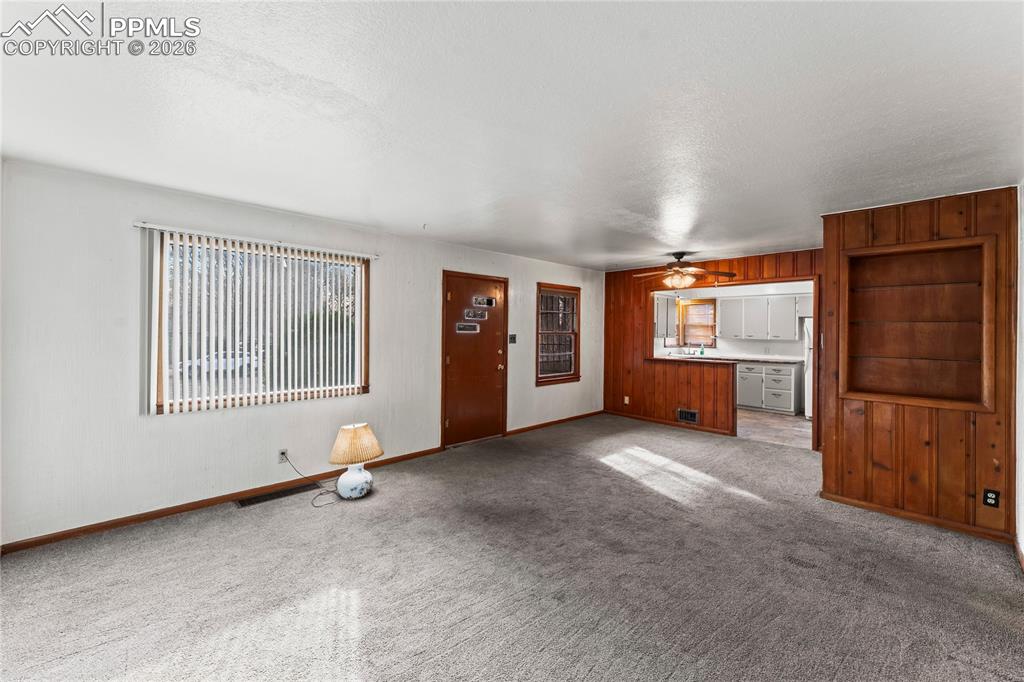 Image 5 of 28: Living Room