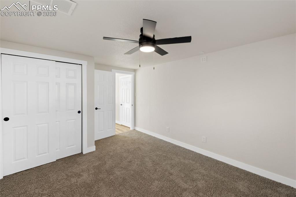 Image 28 of 42: Bedroom