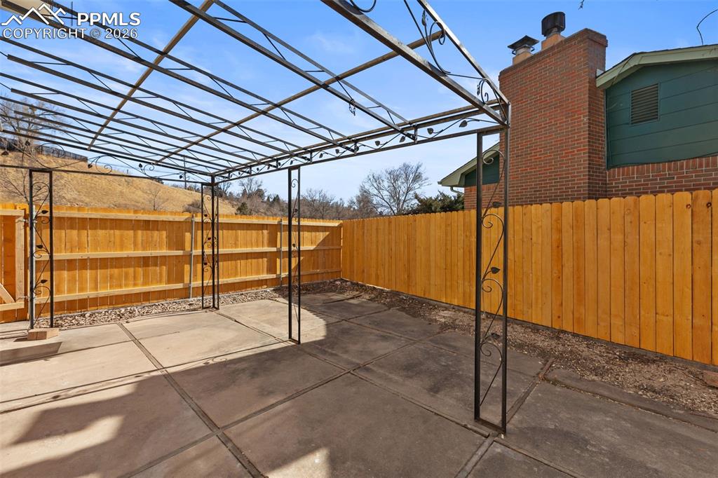 Image 35 of 42: Patio