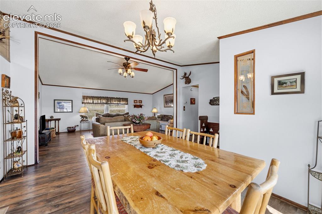 Image 12 of 48: Dining Area