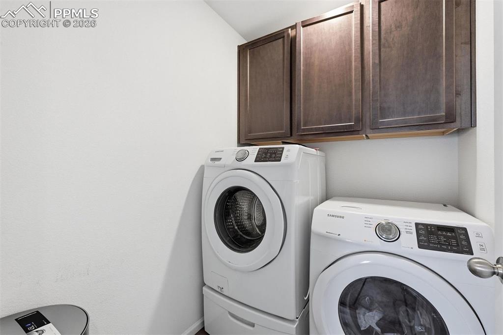 Image 16 of 26: Laundry