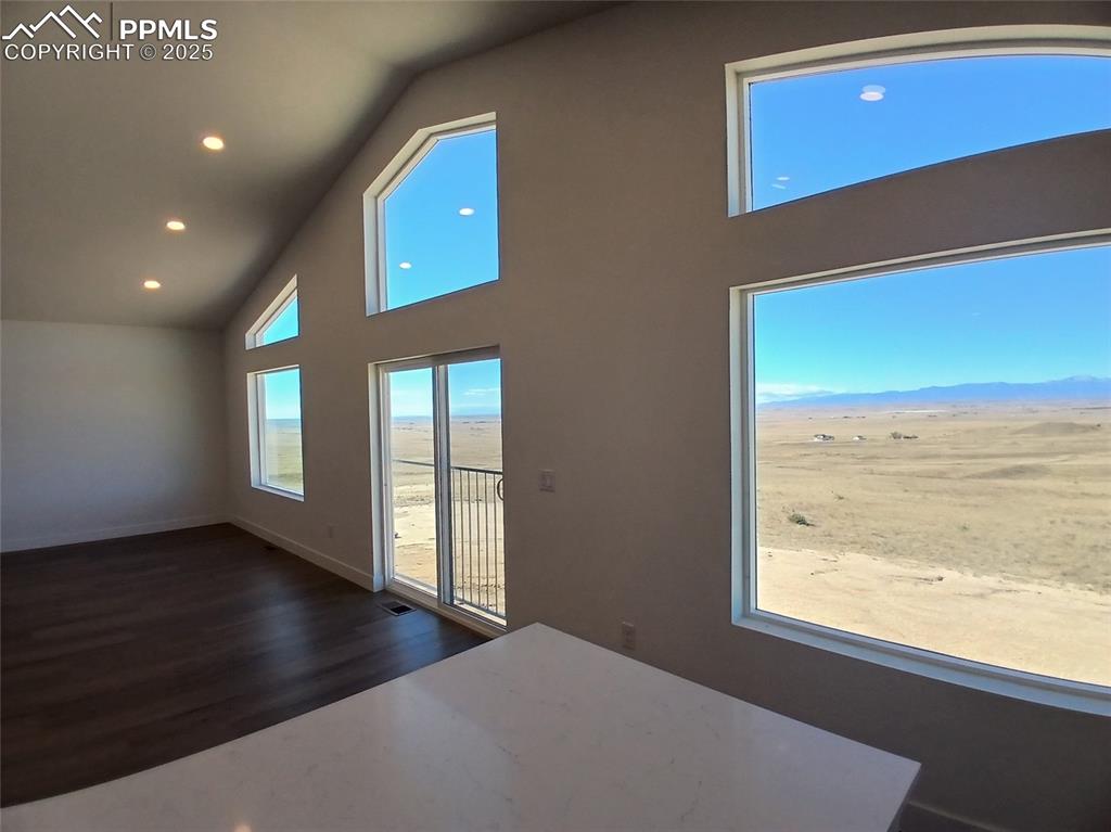 Image 16 of 39: Living Room