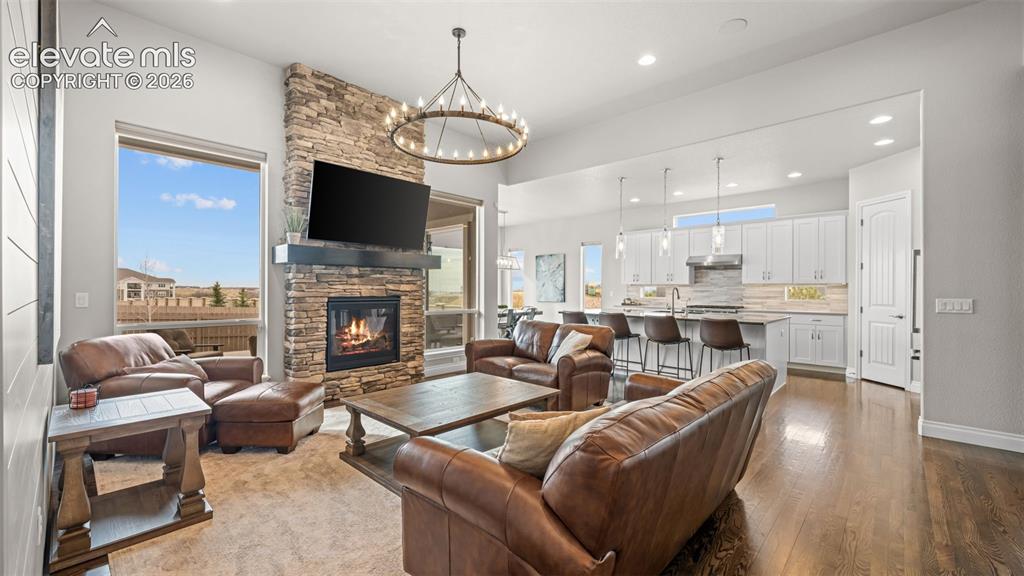 Image 8 of 45: Living Room