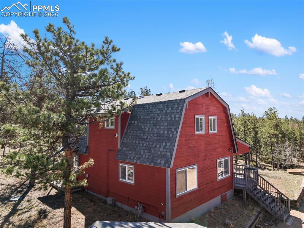 Image 38 of 50: Side of Structure