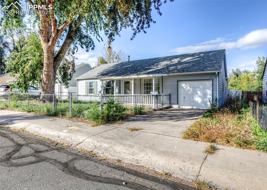 Image 2 of 26: Front of Structure